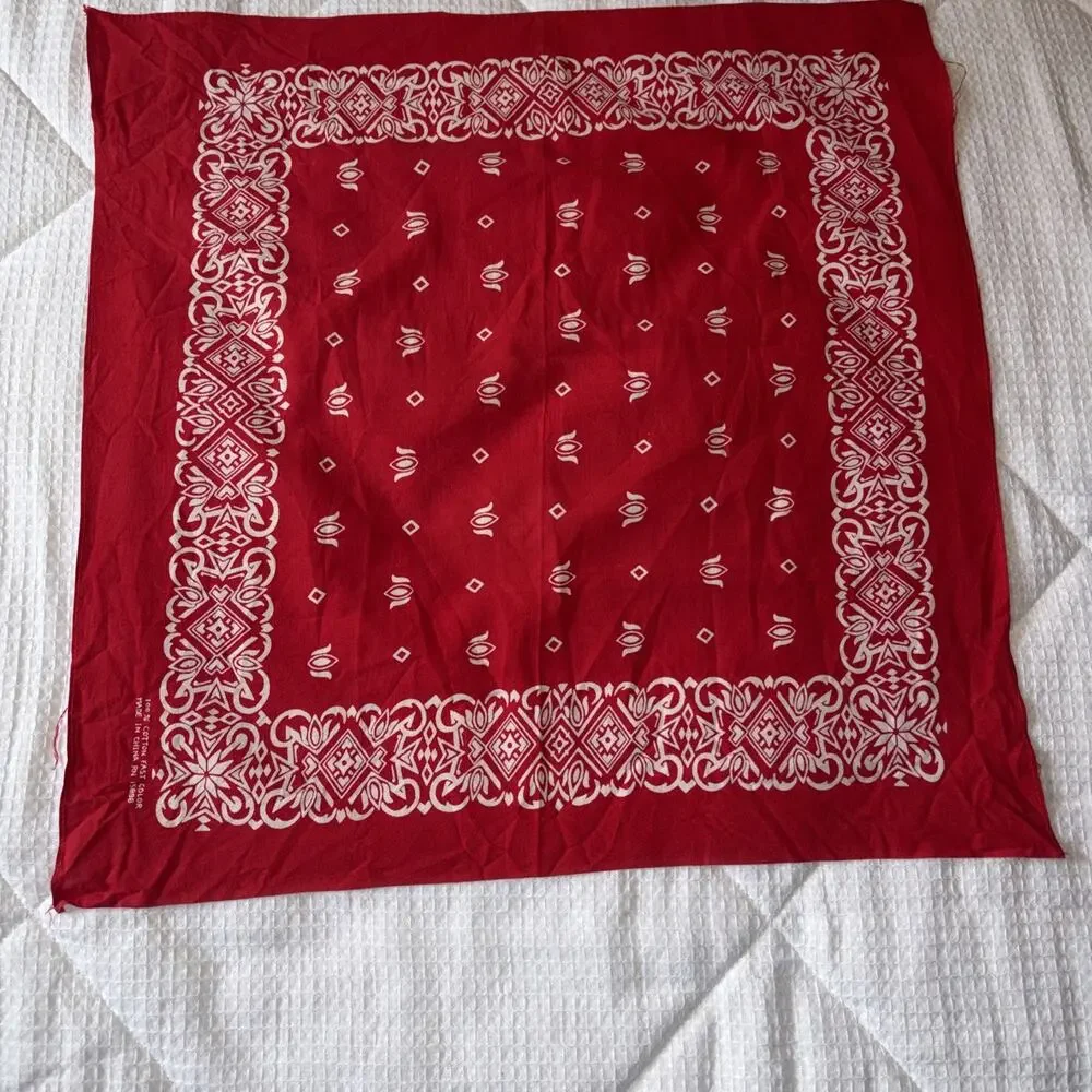 Vintage Red Paisley Bandana – 100% Cotton Western Headwrap Scarf